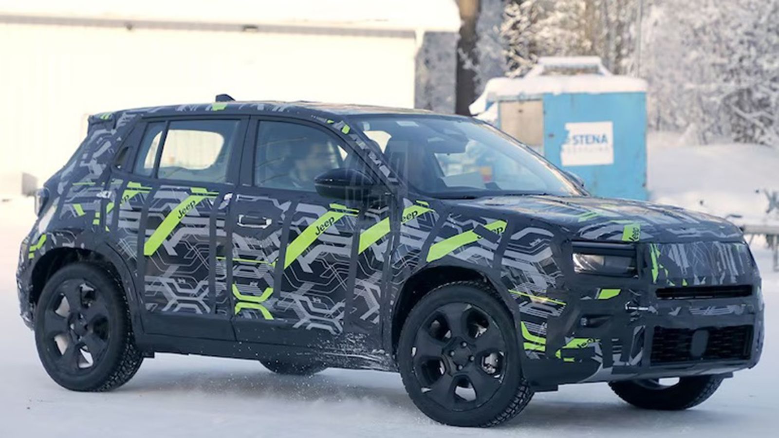 Ανανεωμένο Jeep Avenger: Εντοπίστηκε με καμουφλάζ να κάνει δοκιμές 